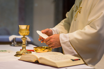 Father-Daughter Mass (2023)